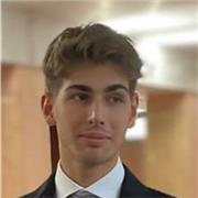 Insegnante di Inglese con Laurea Triennale: Entusiasta e Disponibile per Lezioni Private!